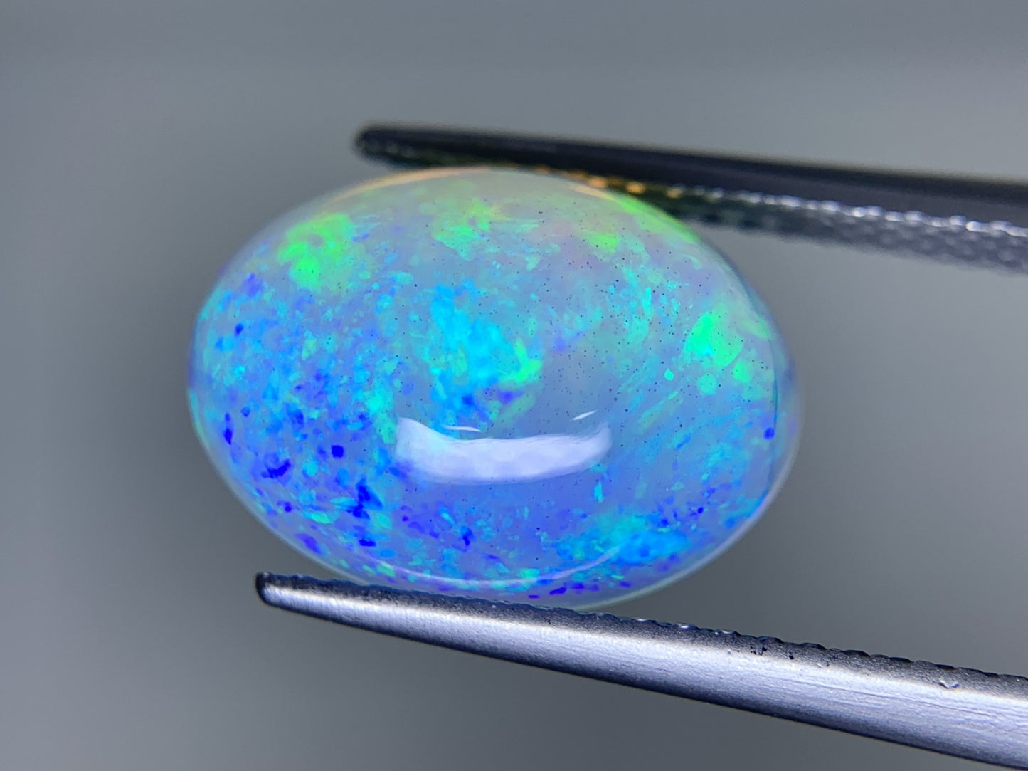 オパール 3.490ct  宝石ソーティング付き  13.3㎜×9.7㎜×5.5㎜  ルース（ 裸石 ） 4311Y
