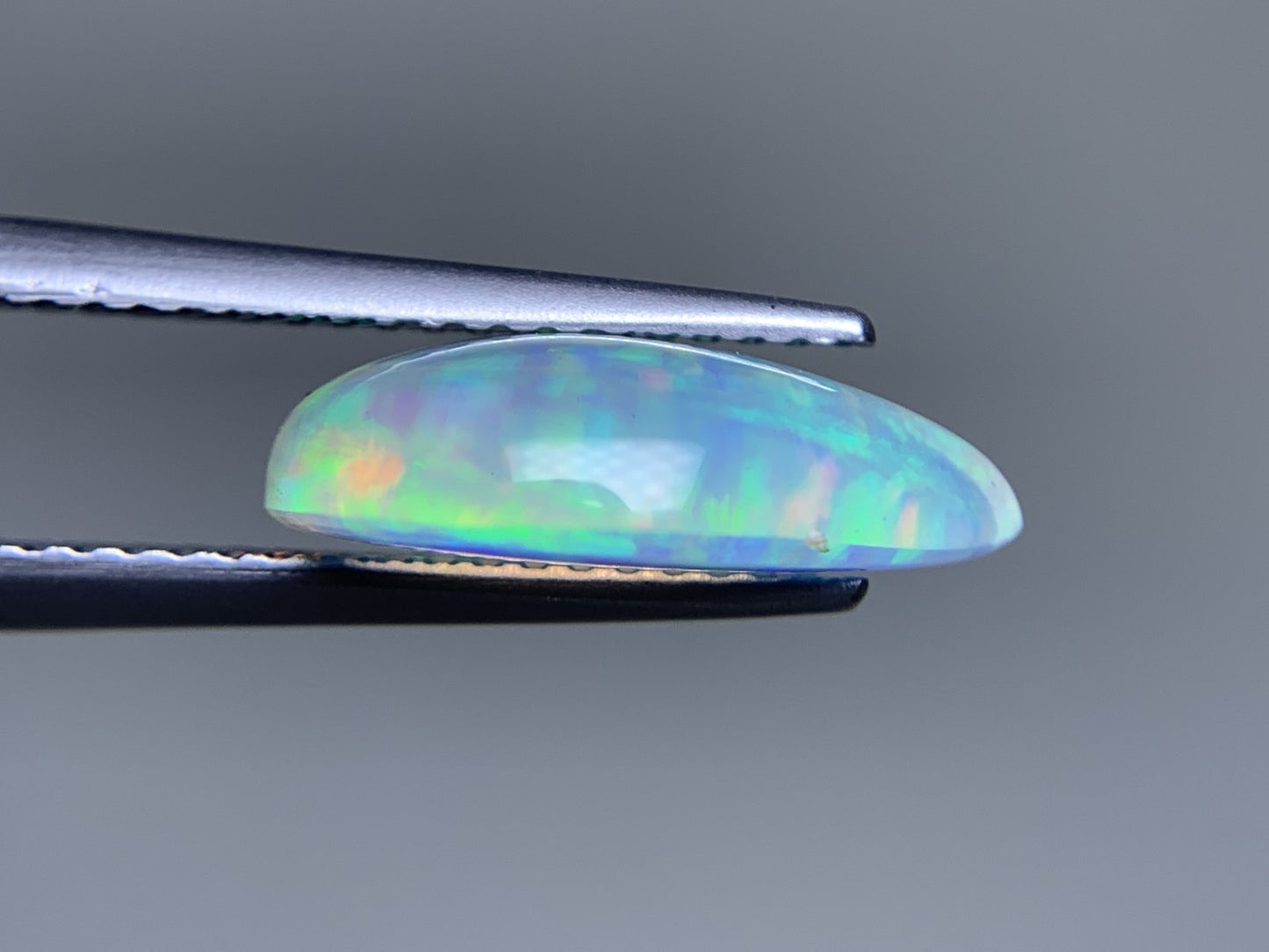 オパール 2.423ct  宝石ソーティング付き  14.0㎜×9.7㎜×4.2㎜  ルース（ 裸石 ） 4312Y