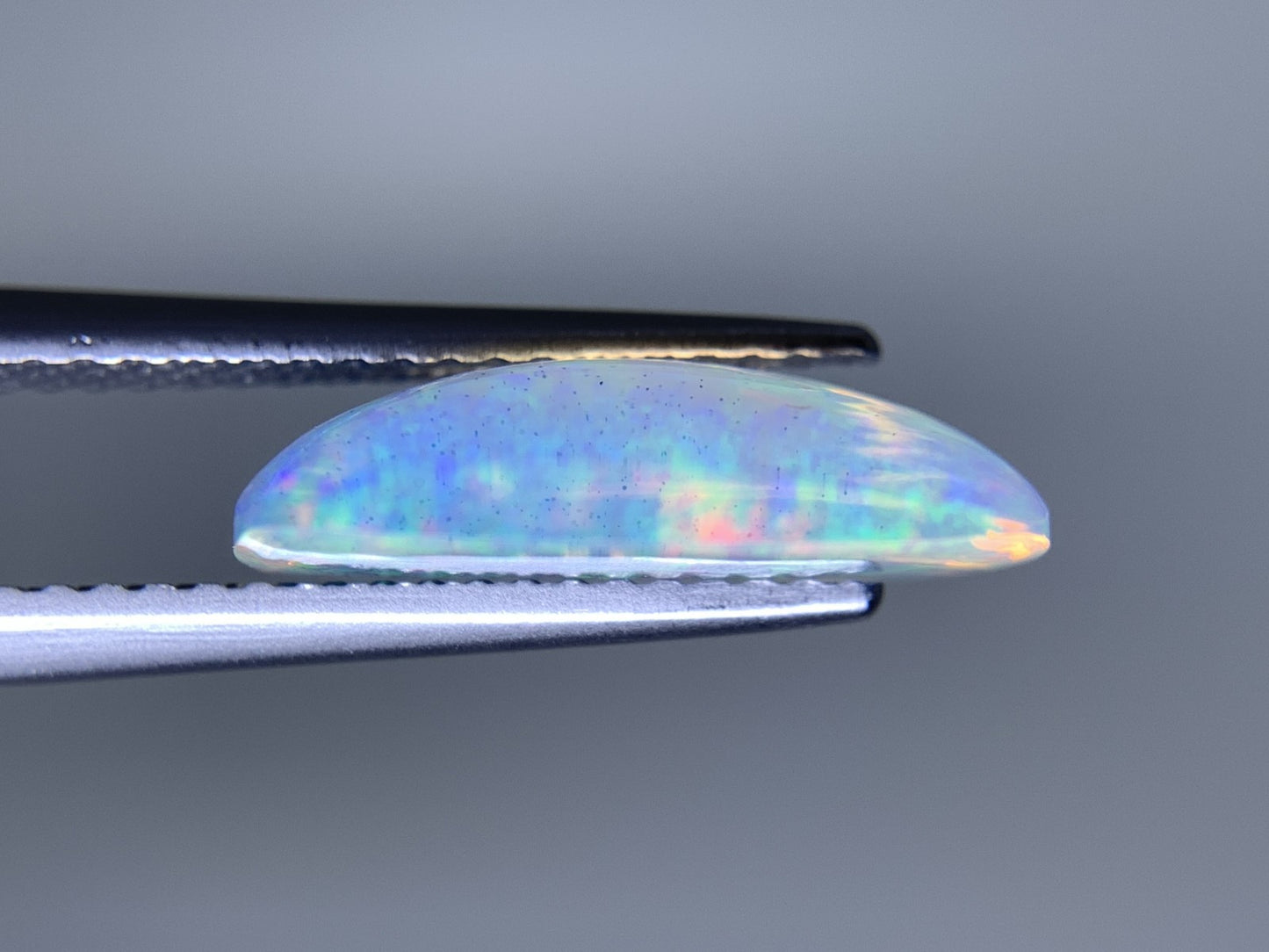 オパール 2.789ct  宝石ソーティング付き  14.3㎜×9.2㎜×4.0㎜  天然 ルース（ 裸石 ） 4315Y