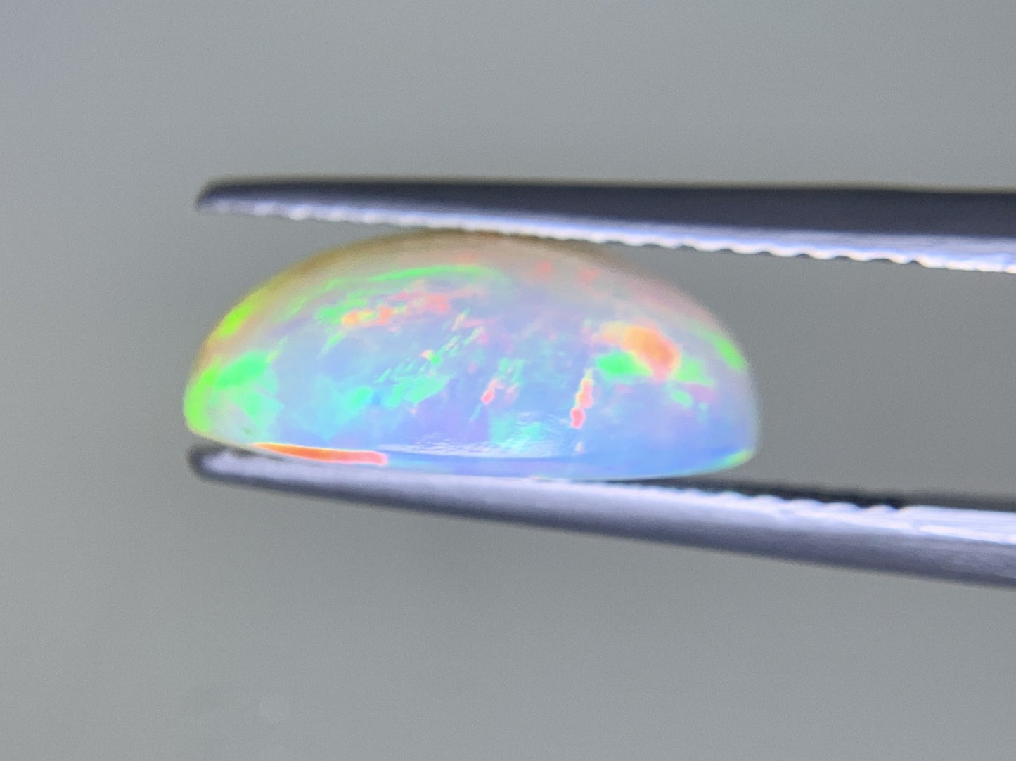 オパール 3.073ct  宝石ソーティング付き  13.0㎜×8.6㎜×5.4㎜  ルース（ 裸石 ） 4320Y
