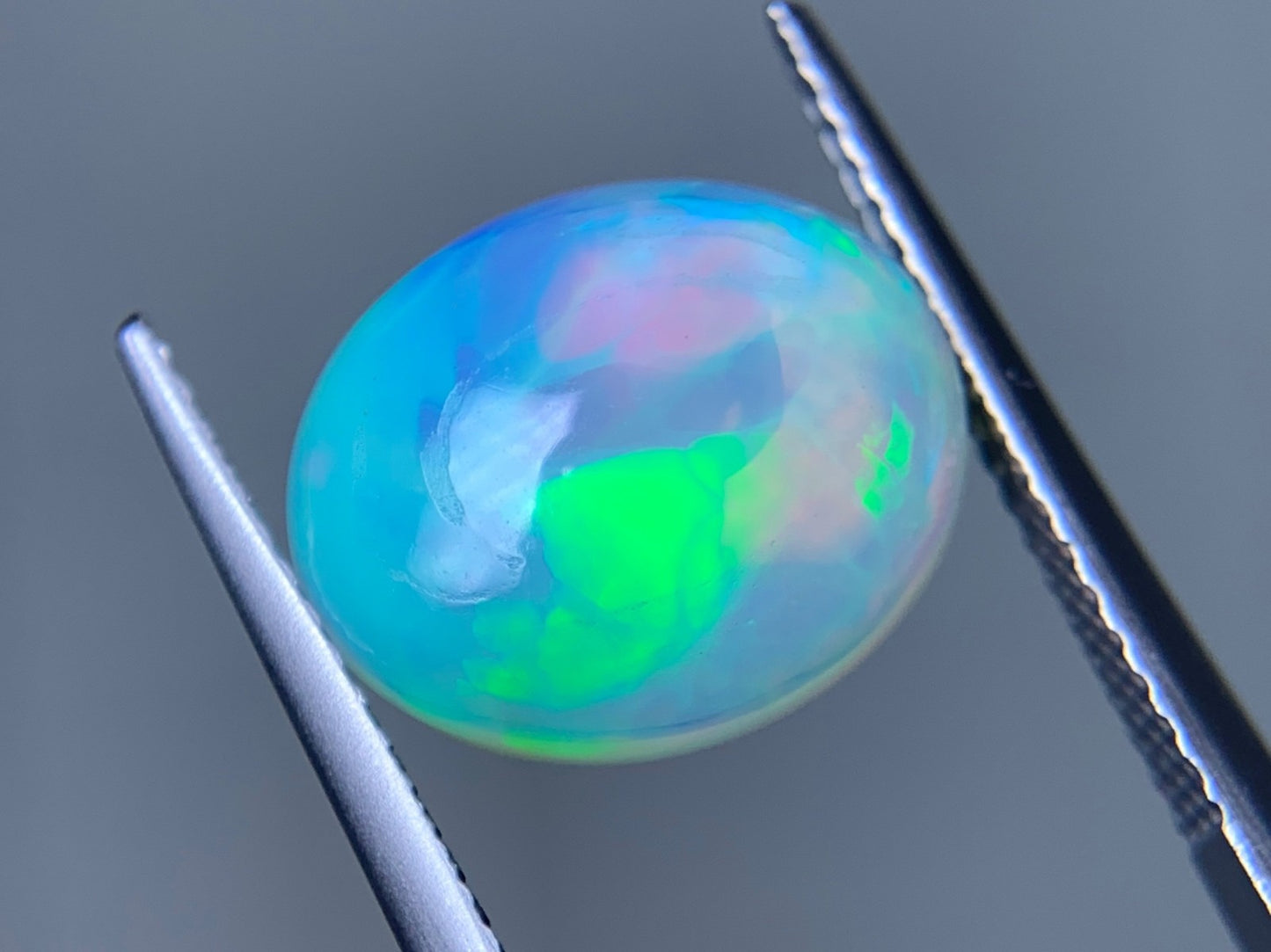 オパール 3.325ct  宝石ソーティング付き  12.0㎜×10.3㎜×5.2㎜  ルース（ 裸石 ） 4325Y