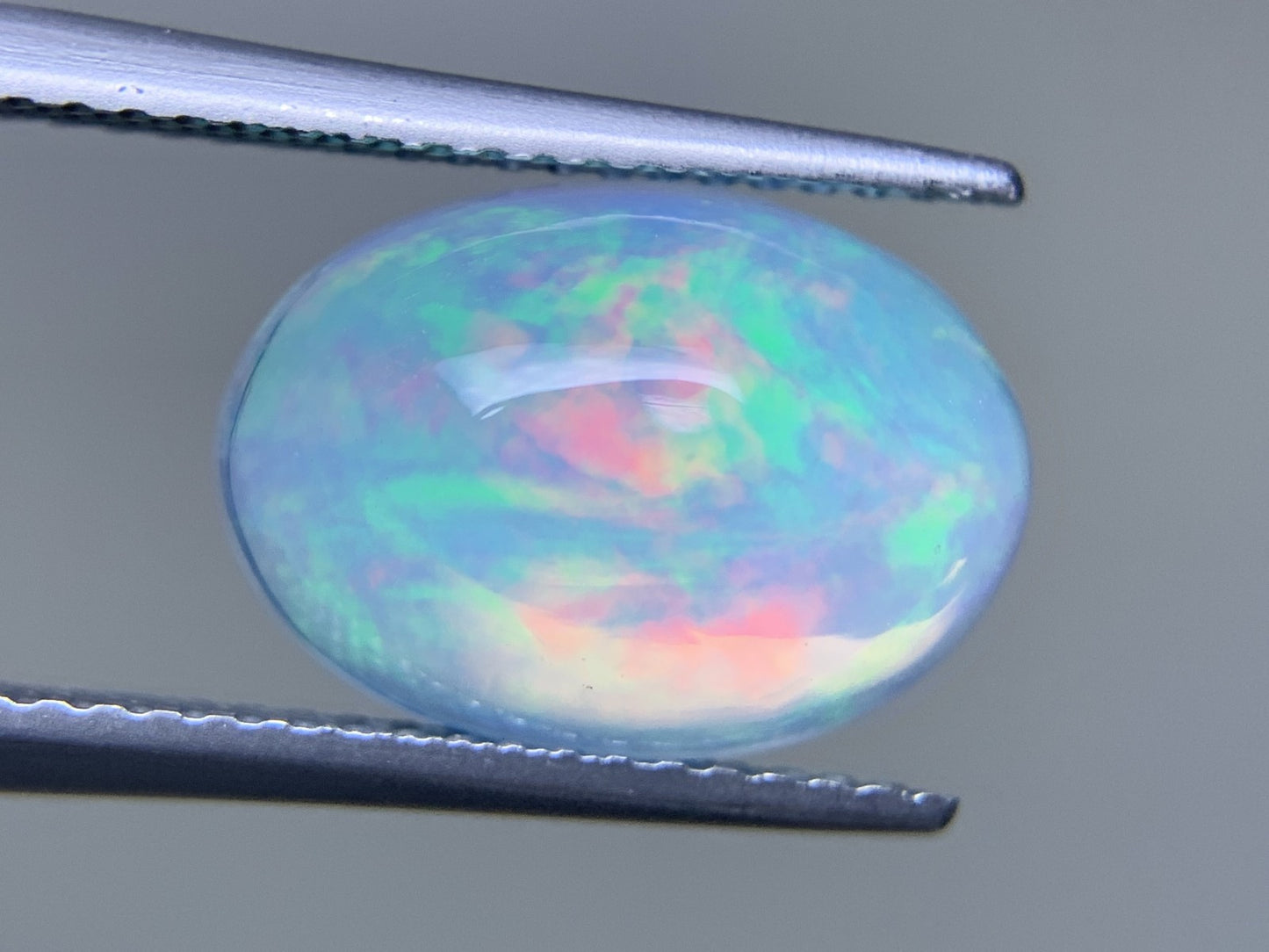オパール 2.862ct  宝石ソーティング付き  13.3㎜×9.5㎜×4.7㎜  ルース（ 裸石 ） 4329Y