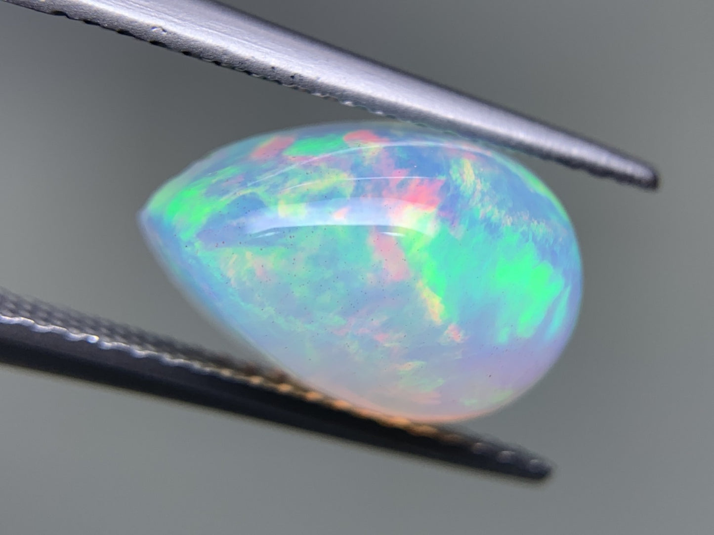 オパール 2.565ct  宝石ソーティング付き  12.1㎜×8.0㎜×5.4㎜  ルース（ 裸石 ） 4332Y