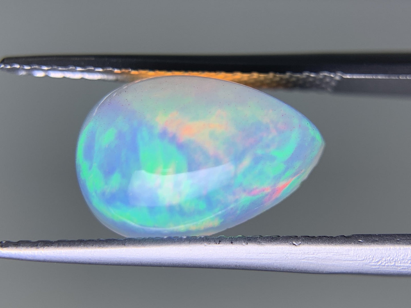 オパール 2.565ct  宝石ソーティング付き  12.1㎜×8.0㎜×5.4㎜  ルース（ 裸石 ） 4332Y