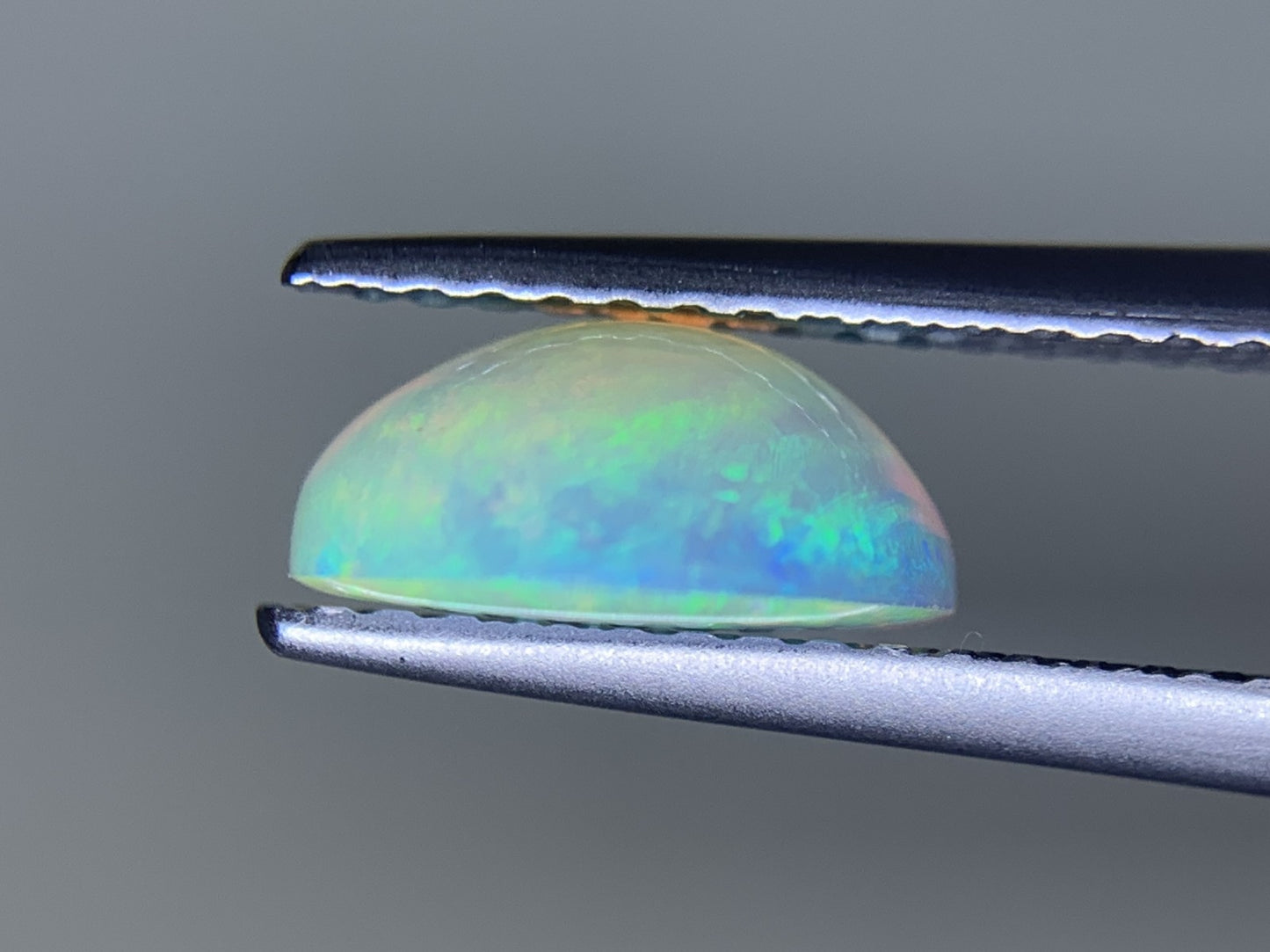オパール 1.514ct  宝石ソーティング付き  8.8㎜×8.8㎜×4.0㎜  ルース（ 裸石 ） 4341Y