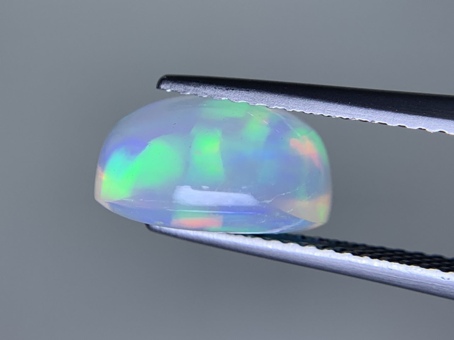 オパール 3.367ct 宝石ソーティング付き 11.1㎜×9.1㎜×6.1㎜ ルース（ 裸石 ） 4346Y