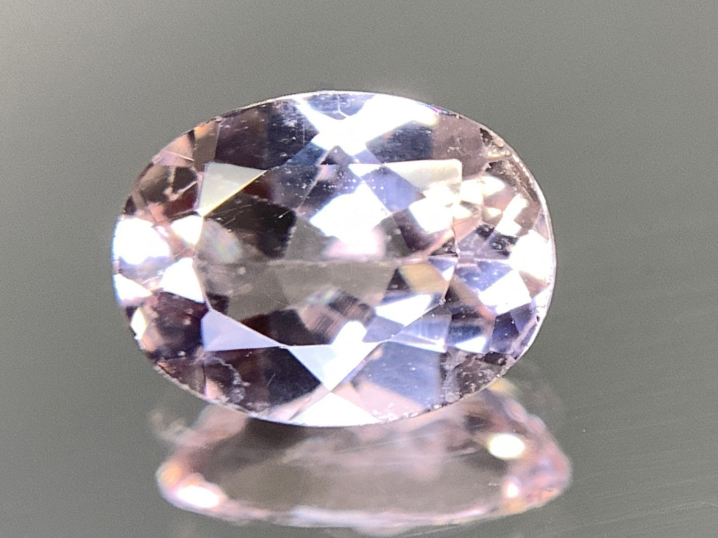 モルガナイト 1.031ct  宝石ソーティング付き  7.9㎜×6.0㎜×3.7㎜  天然 ルース（ 裸石 ） 4408Y