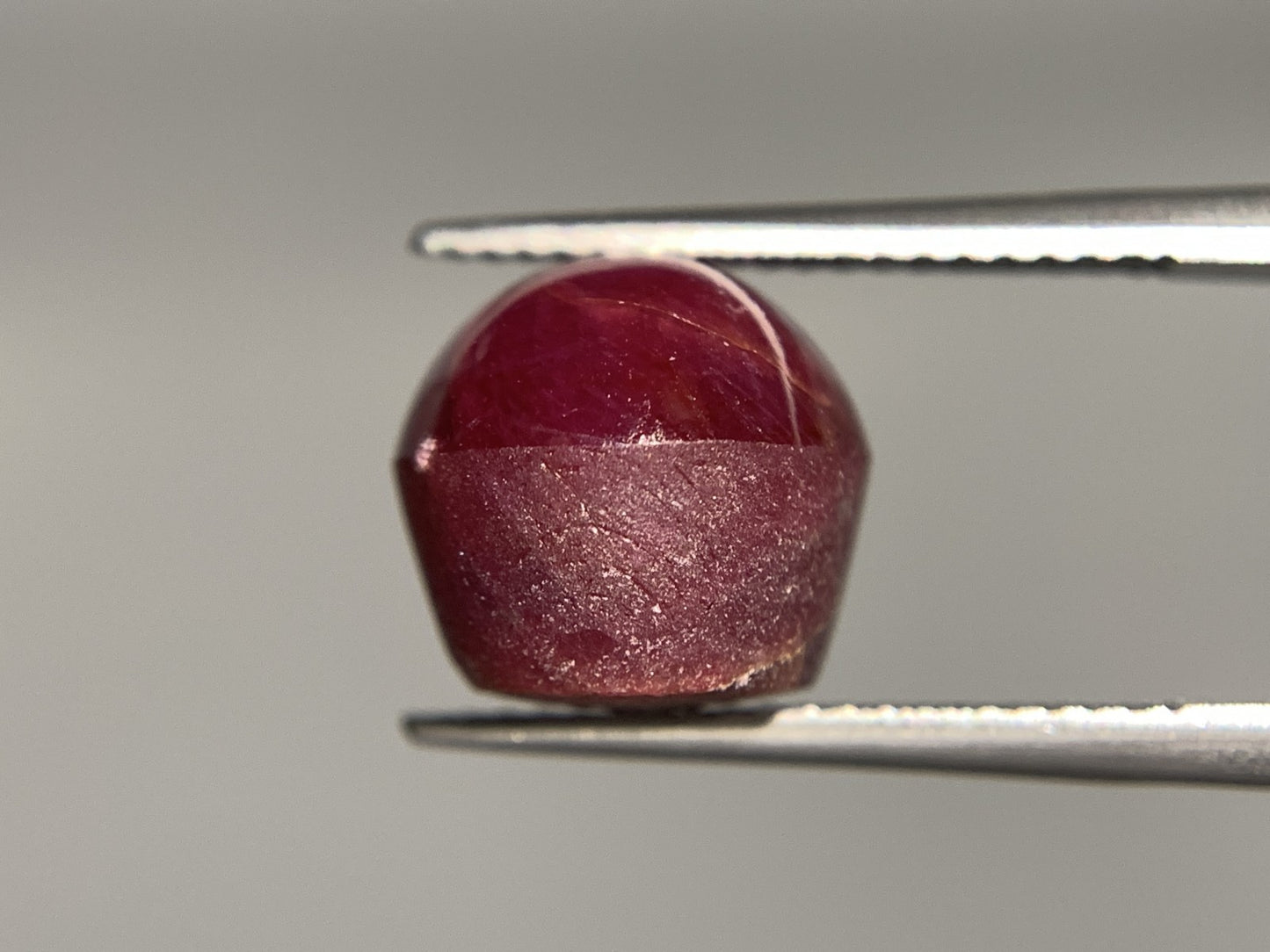 スタールビー 15.479ct  宝石ソーティング付き  13.2㎜×10.4㎜×10.2㎜  天然 ルース（ 裸石 ） 4456Y