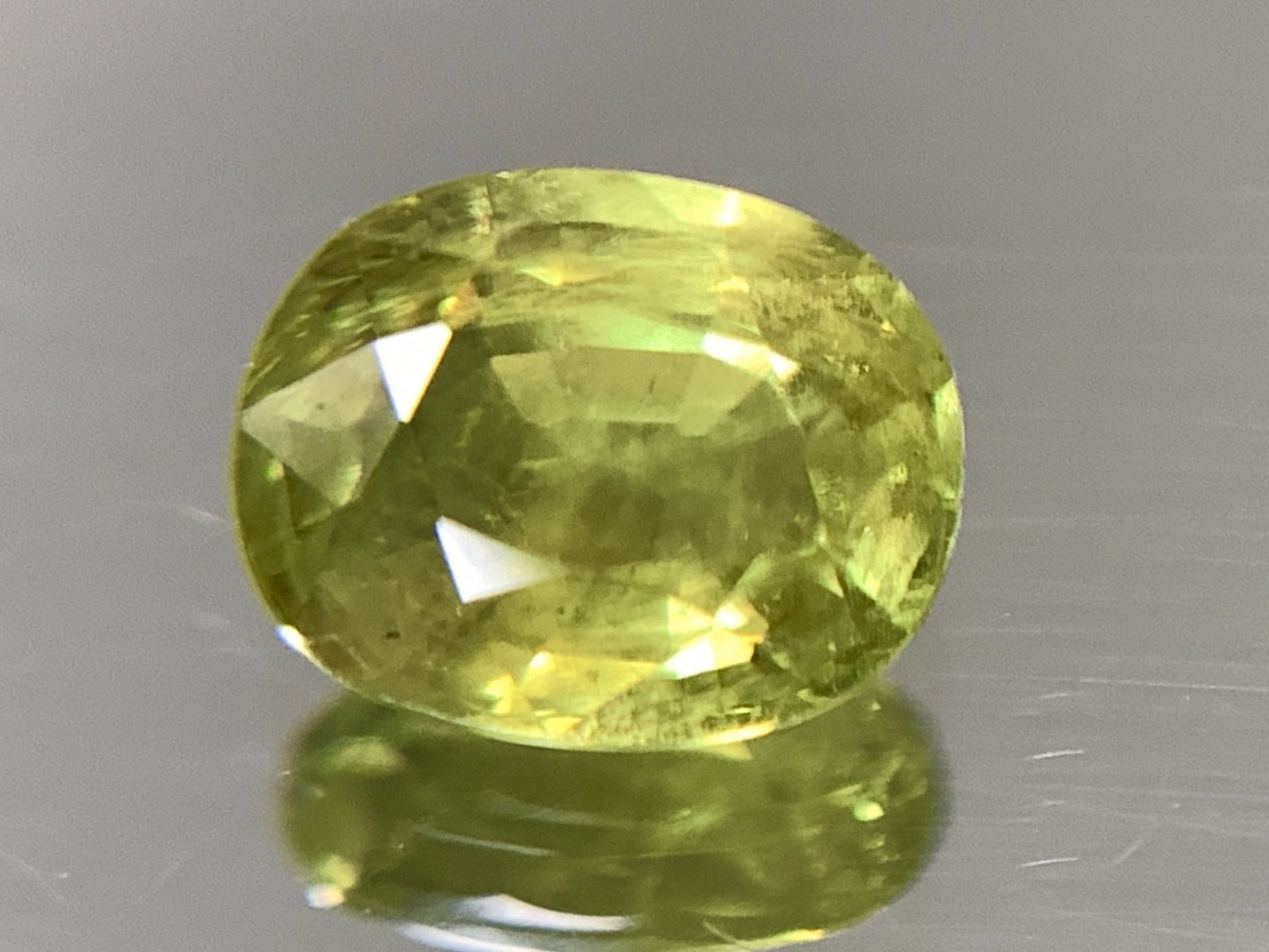 グリーンサファイア 1.252ct 宝石ソーティング付き 7.0㎜×5.7㎜×3.1㎜ 天然 ルース（ 裸石 ） 4503Y