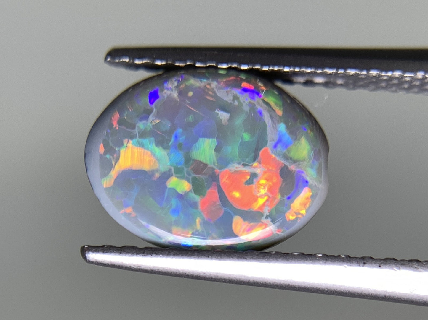 ブラックオパール 1.213ct  中央宝石ソーティング付き  9.7㎜×7.6㎜×2.6㎜  天然 ルース（ 裸石 ） 4514Y