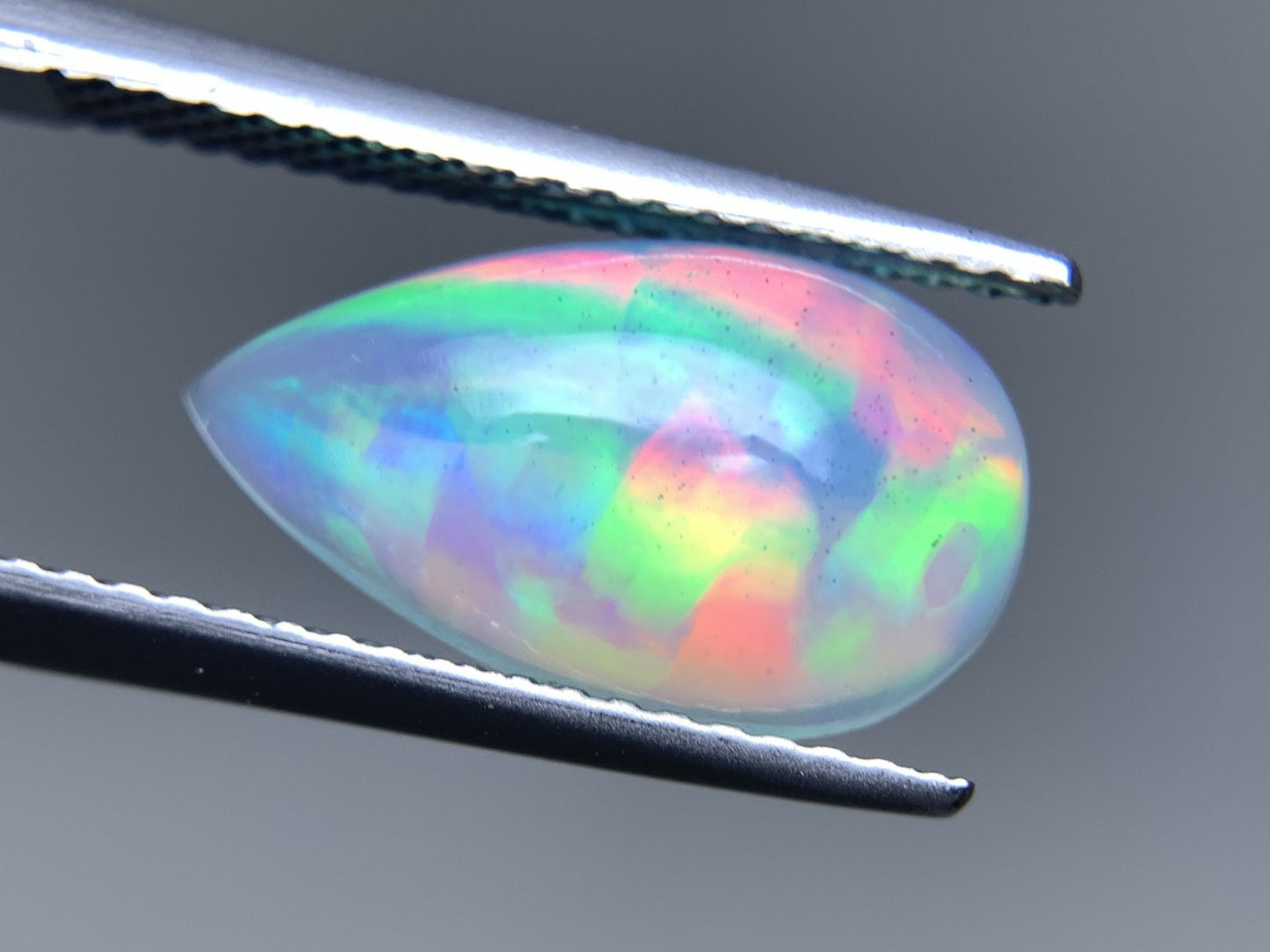 オパール 2.089ct 宝石ソーティング付き 13.9㎜×7.9㎜×4.4㎜ 天然 ルース（ 裸石 ） 4539Y