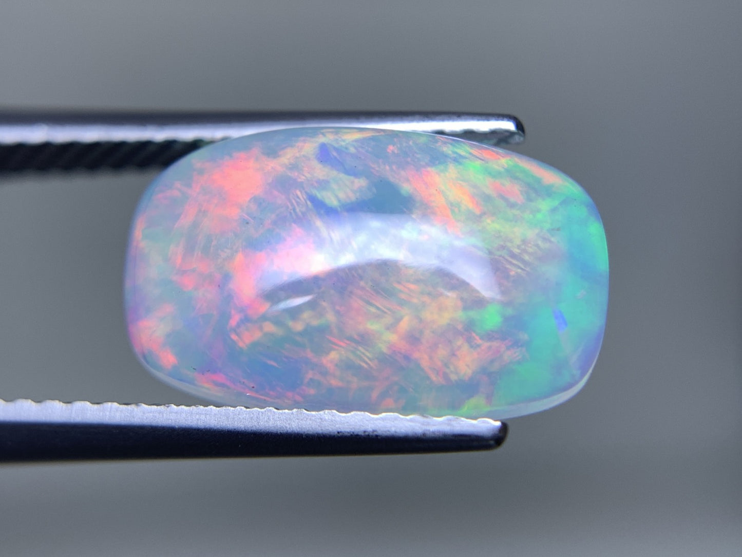 オパール 2.994ct  宝石ソーティング付き  13.7㎜×8.5㎜×4.3㎜  天然 ルース（ 裸石 ） 4580Y
