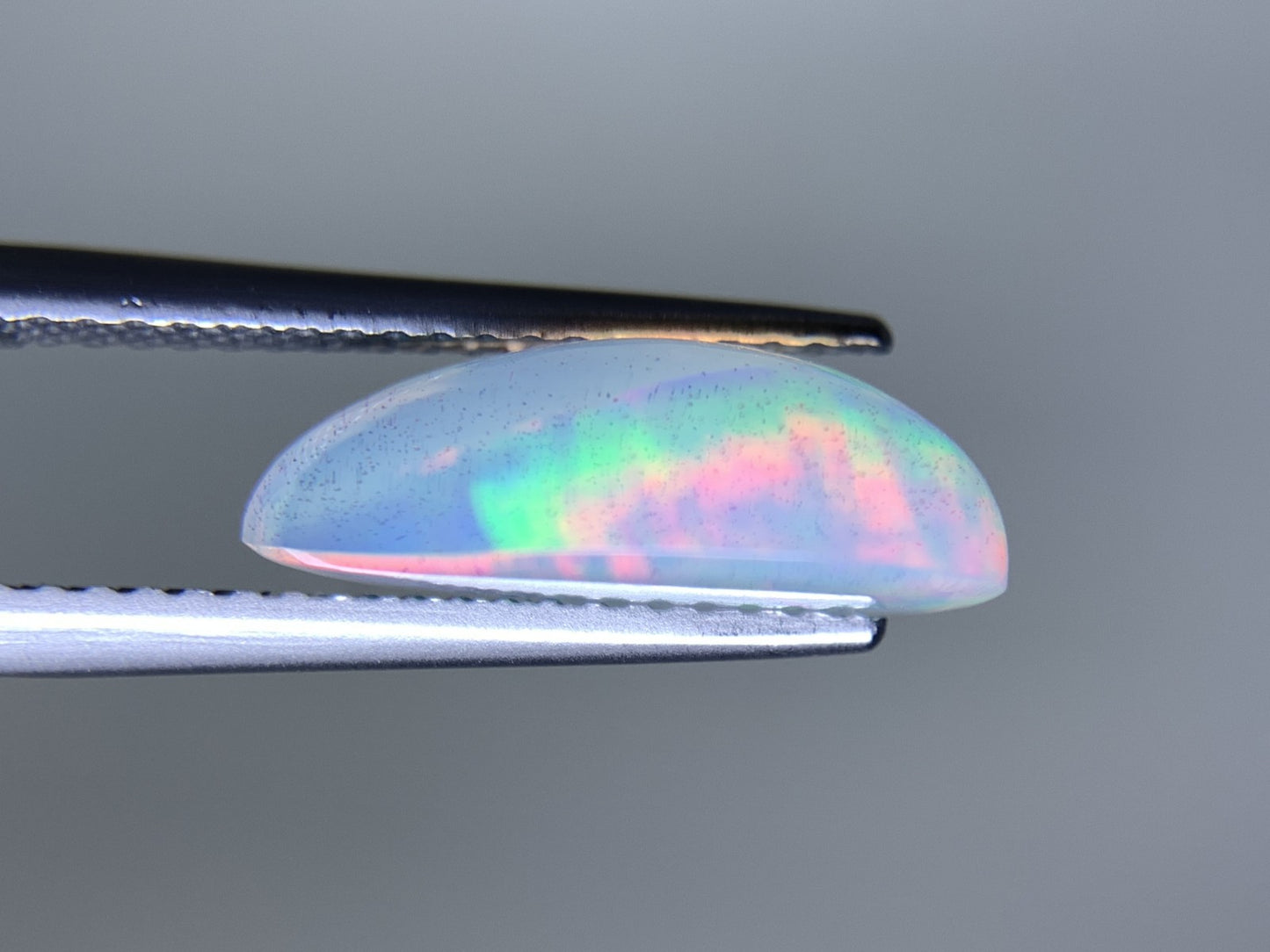 オパール 3.064ct 宝石ソーティング付き 14.3㎜×9.4㎜×5.0㎜ 天然 ルース（ 裸石 ） 4582Y