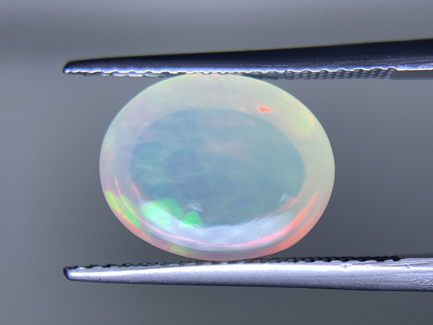 オパール 3.818ct 宝石ソーティング付き 12.0㎜×9.6㎜×6.9㎜ 天然 ルース（ 裸石 ） 4588Y