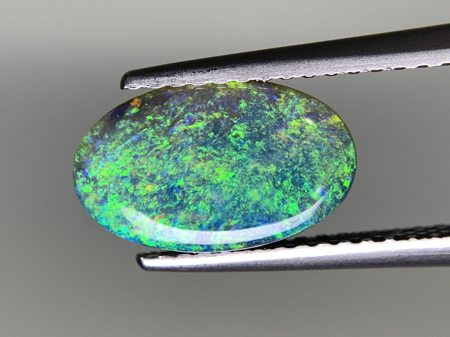 ブラックオパール 1.249ct  中央宝石ソーティング付き  11.1㎜×6.8㎜×2.4㎜  天然 ルース（ 裸石 ） 4600Y