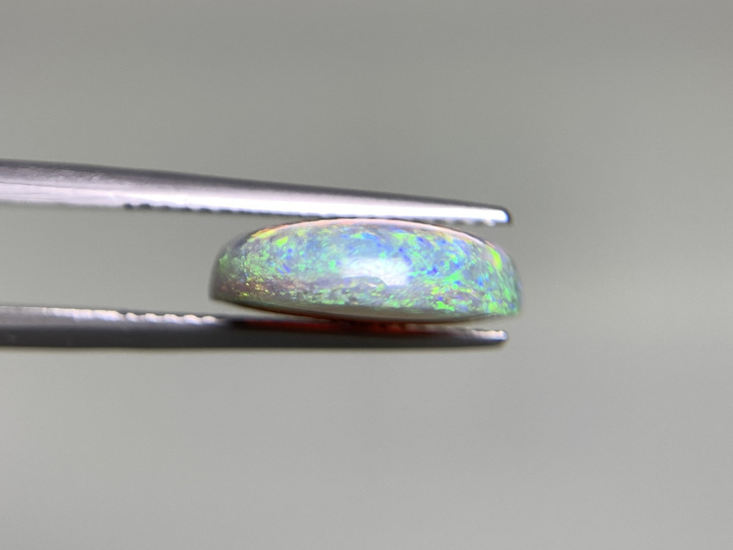 ブラックオパール 7.198ct 宝石ソーティング付き 17.4㎜×13.9㎜×4.5㎜ 天然 ルース（ 裸石 ） 4604Y