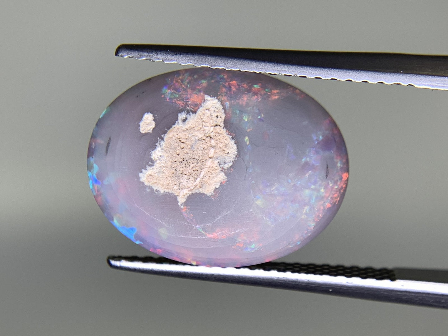 ブラックオパール 6.589ct  中央宝石ソーティング付き  15.3㎜×11.6㎜×6.1㎜  天然 ルース（ 裸石 ） 4614Y