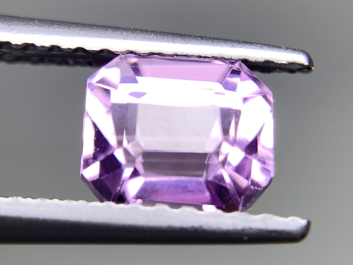 クンツァイト 1.614ct 宝石ソーティング付き 6.3㎜×5.5㎜×5.2㎜ 天然 ルース（ 裸石 ） 4631Y
