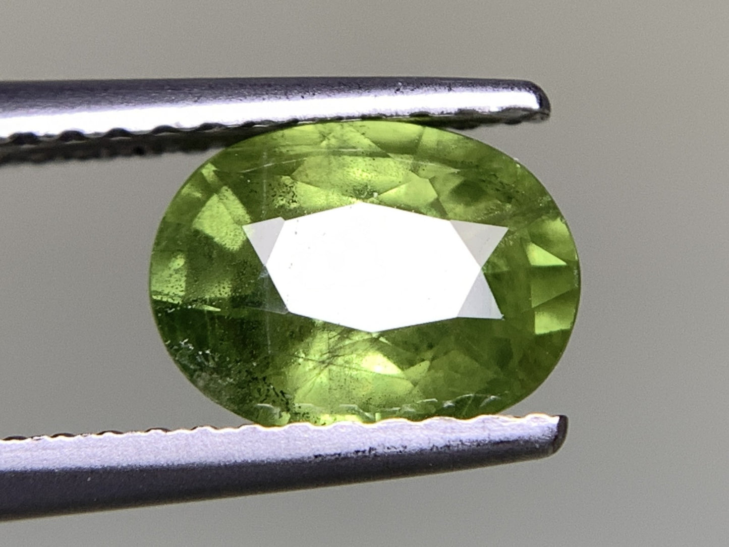 サファイア 1.496ct 宝石ソーティング付き 7.8㎜×6.1㎜×3.6㎜ ルース（ 裸石 ） 4676Y