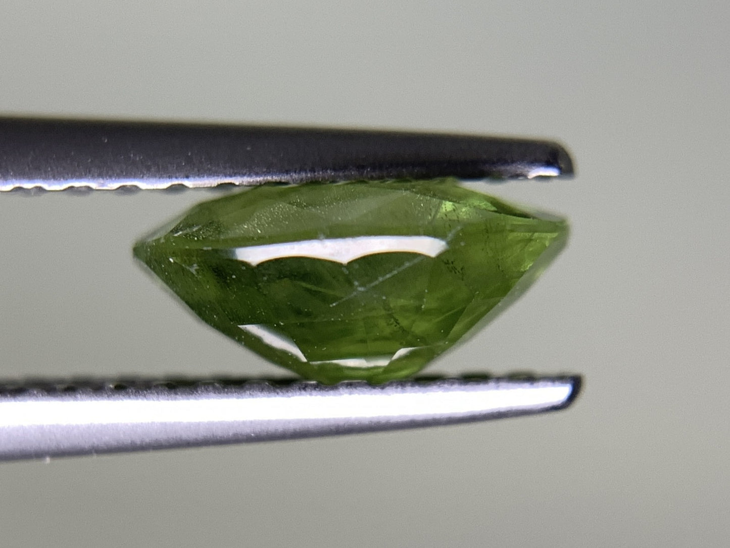 サファイア 1.496ct 宝石ソーティング付き 7.8㎜×6.1㎜×3.6㎜ ルース（ 裸石 ） 4676Y
