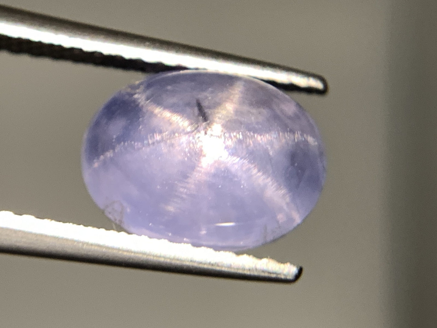 スターサファイア 4.987ct  宝石ソーティング付き  9.9㎜×7.3㎜×5.8㎜  天然 ルース（ 裸石 ） 4697Y