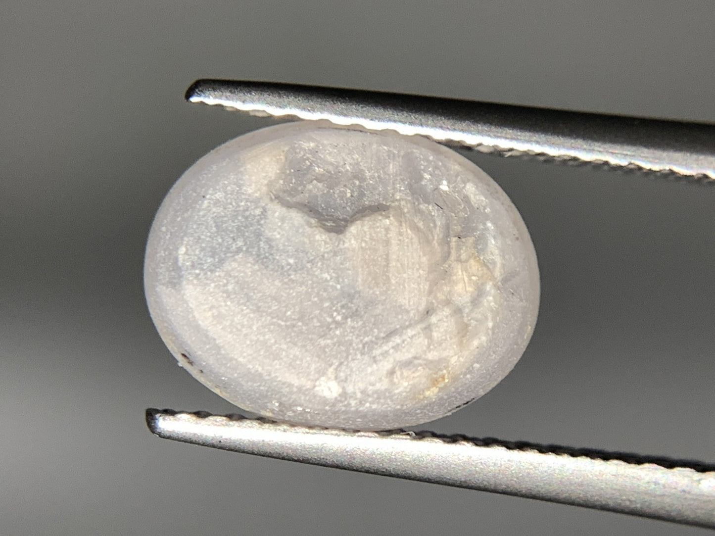 スターサファイア 4.370ct  宝石ソーティング付き  10.2㎜×7.9㎜×4.8㎜  天然 ルース（ 裸石 ） 4702Y