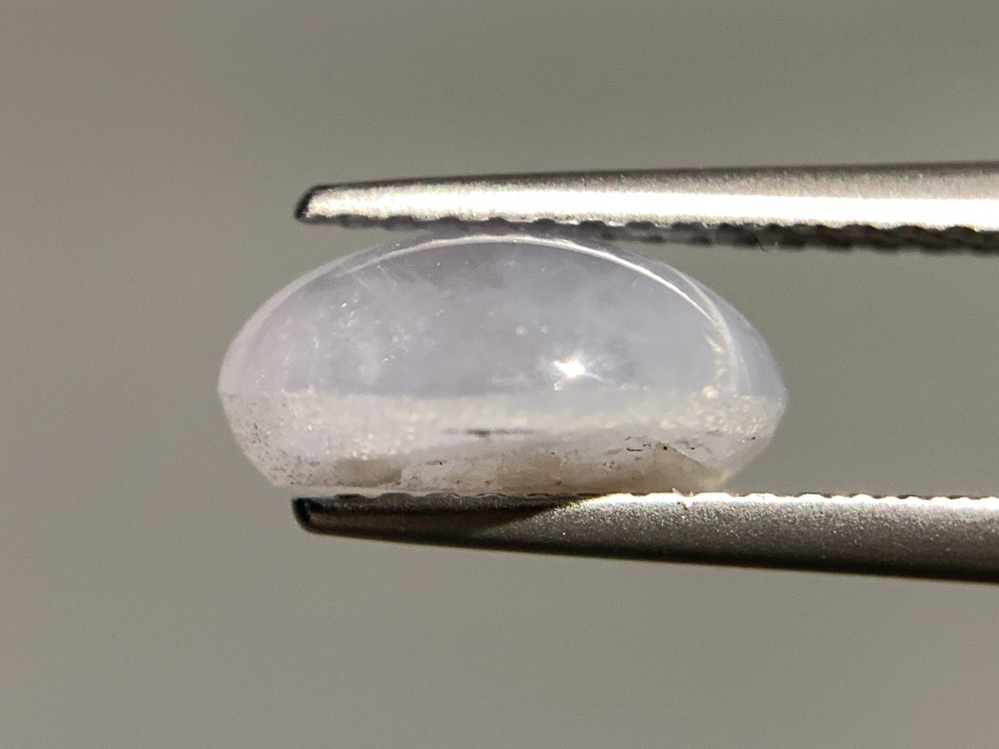 スターサファイア 4.370ct  宝石ソーティング付き  10.2㎜×7.9㎜×4.8㎜  天然 ルース（ 裸石 ） 4702Y