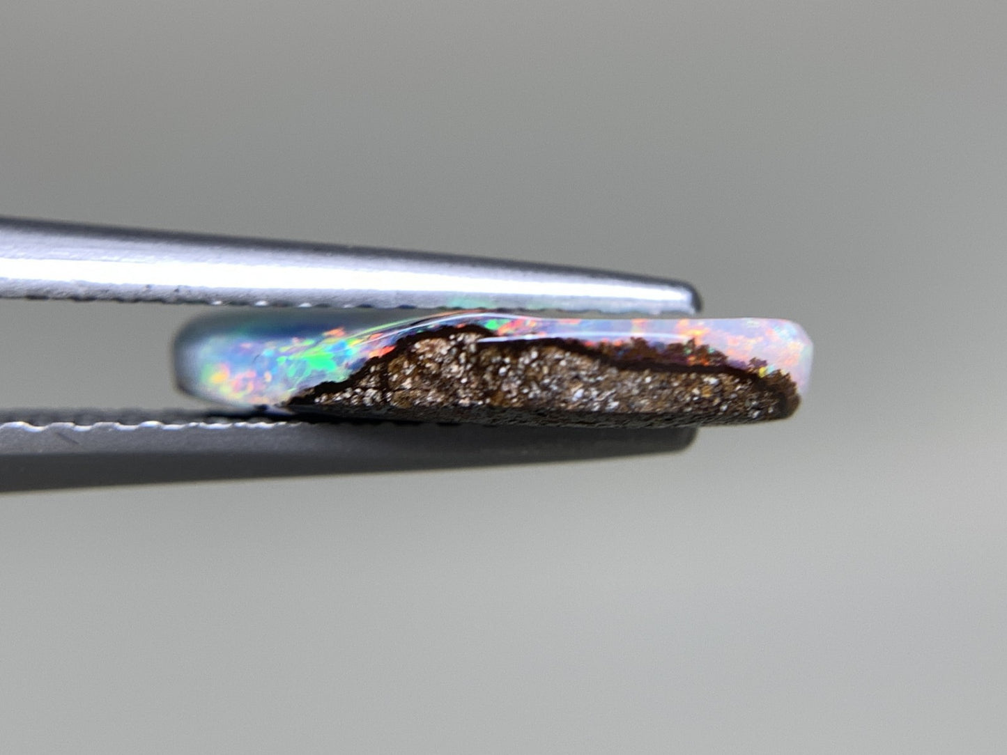 ボルダーオパール 1.706ct  宝石ソーティング付き  13.1㎜×7.5㎜×2.1㎜  天然 ルース（ 裸石 ） 4725Y