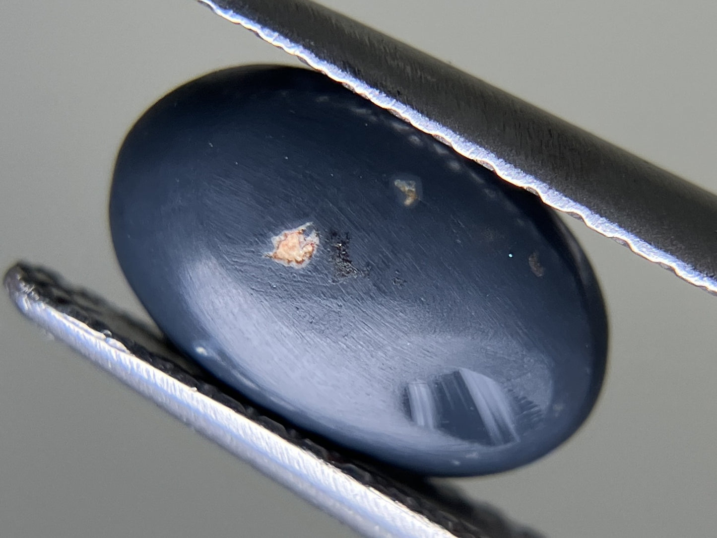 ブラックオパール 1.170ct  中央宝石ソーティング付き  9.4㎜×6.1㎜×3.3㎜  天然 ルース（ 裸石 ） 1974YY