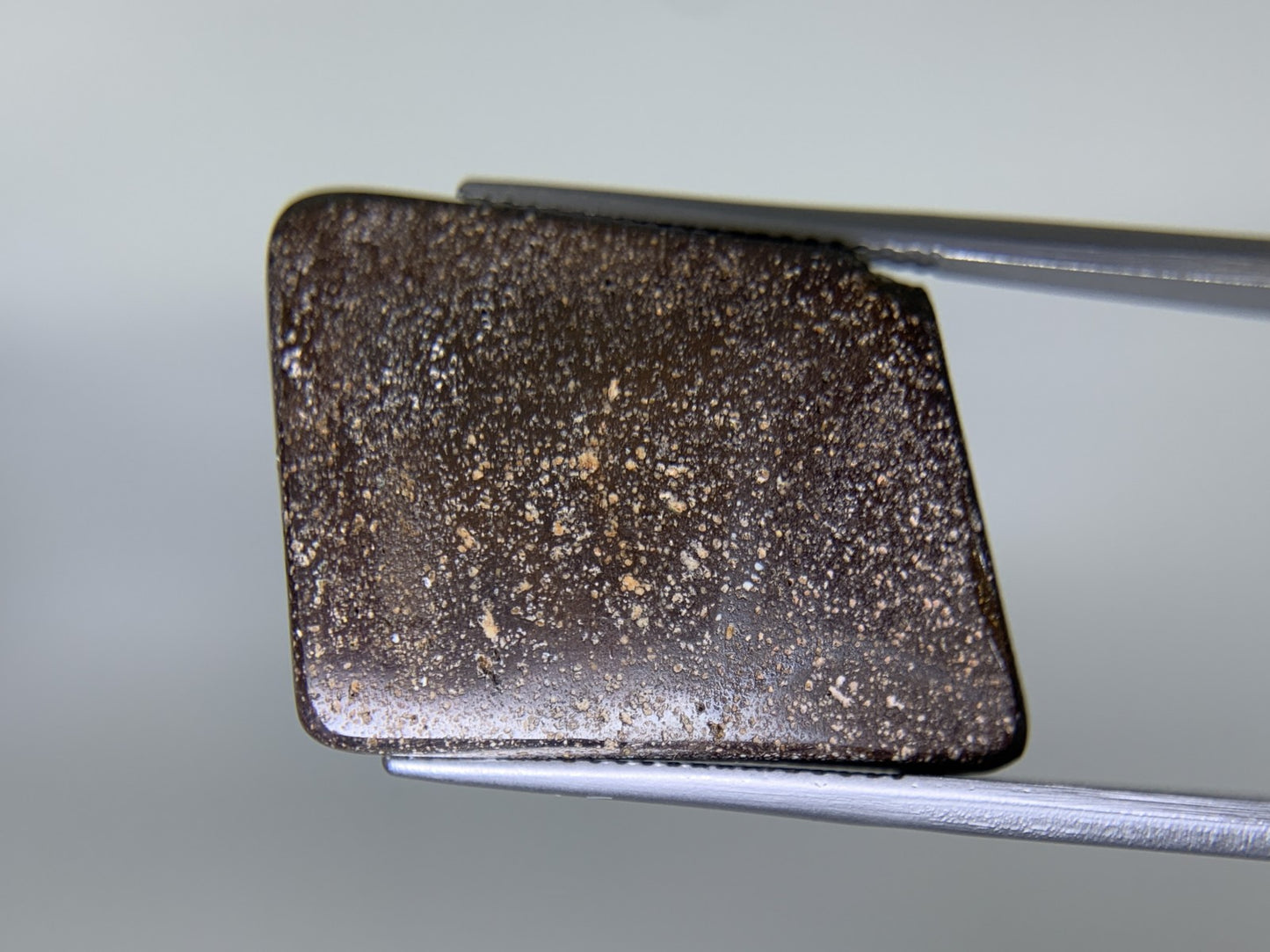 ボルダーオパール 天然 20.209ct 宝石ソーティング付き 23.4㎜×18.5㎜×4.7㎜ ルース（ 裸石 ） 7609Y