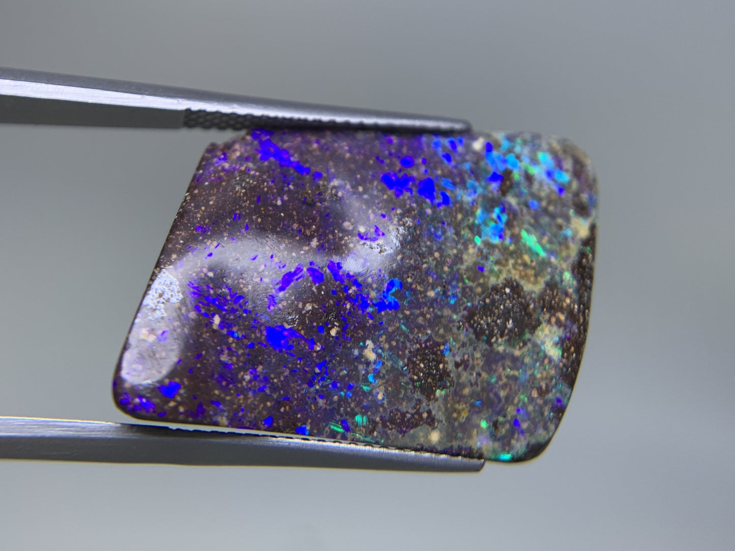 ボルダーオパール 天然 20.209ct 宝石ソーティング付き 23.4㎜×18.5㎜×4.7㎜ ルース（ 裸石 ） 7609Y