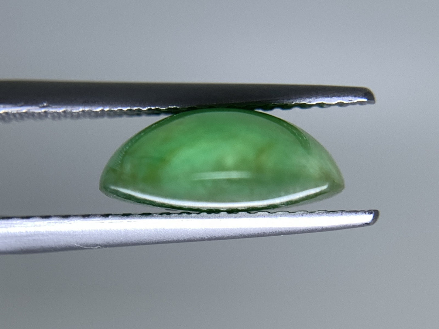 ヒスイ 翡翠 天然 5.146ct 宝石ソーティング付き 13.0㎜×10.5㎜×4.4㎜ ルース（ 裸石 ） 5947Y