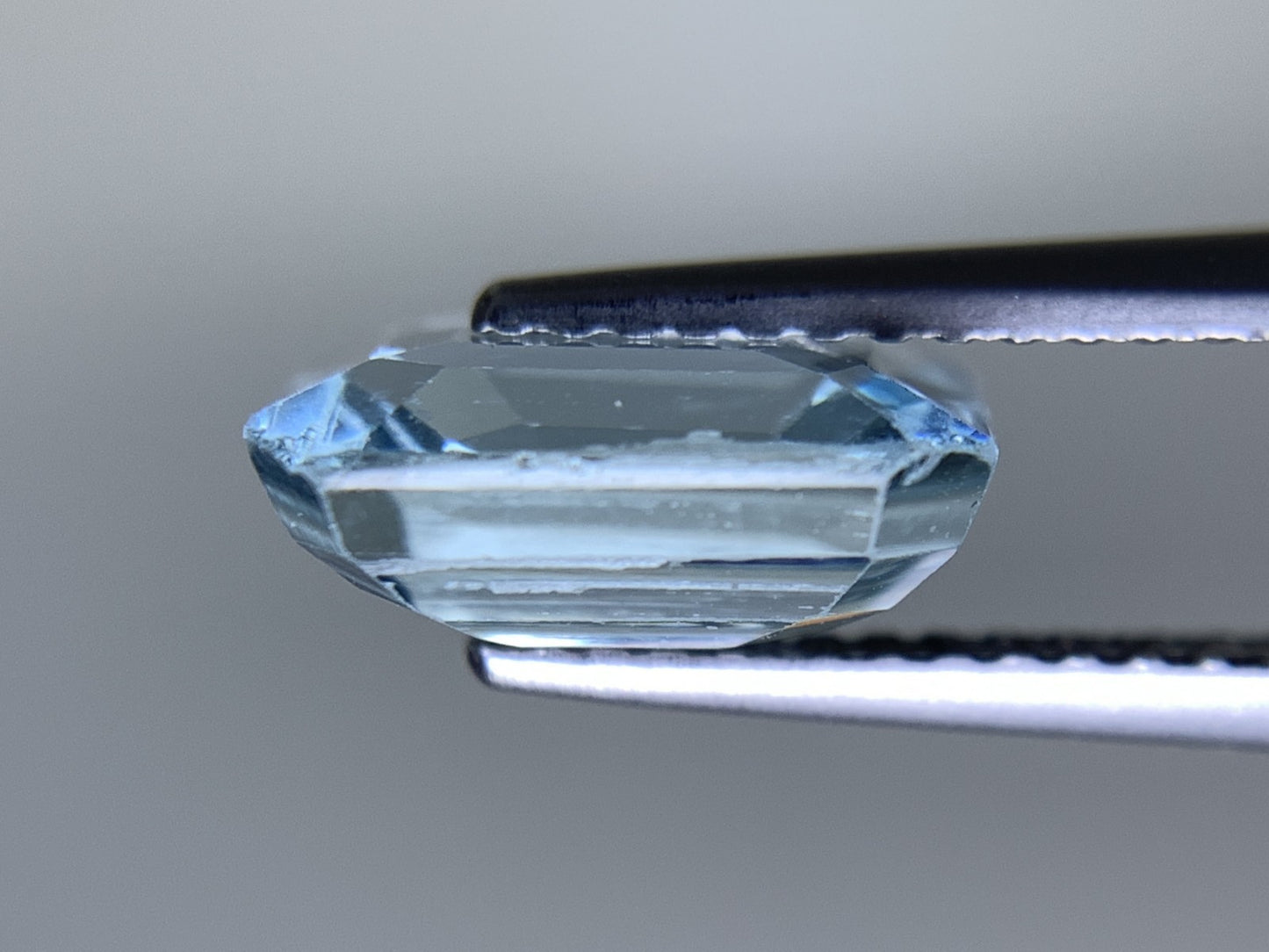 アクアマリン 天然 2.798ct 宝石ソーティング付き 9.8㎜×8.1㎜×4.4㎜ ルース（ 裸石 ） 6758Y