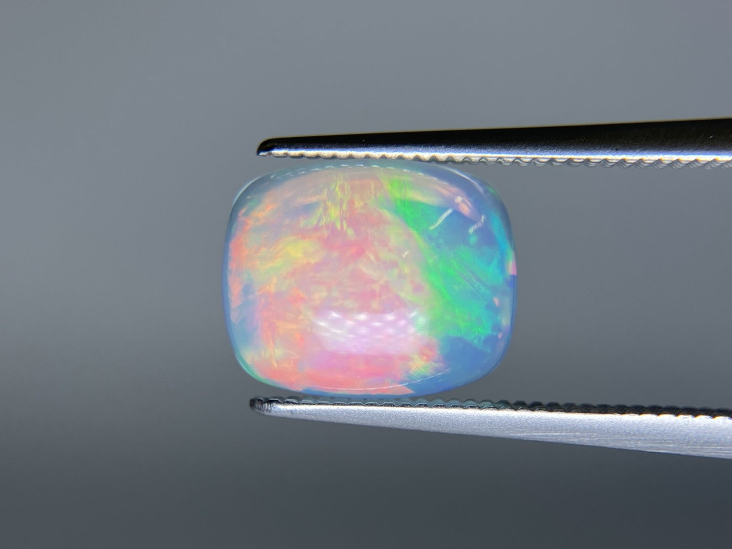 オパール 1.784ct 宝石ソーティング付き 11.0㎜×9.0㎜×3.8㎜ ルース（ 裸石 ） 4546S