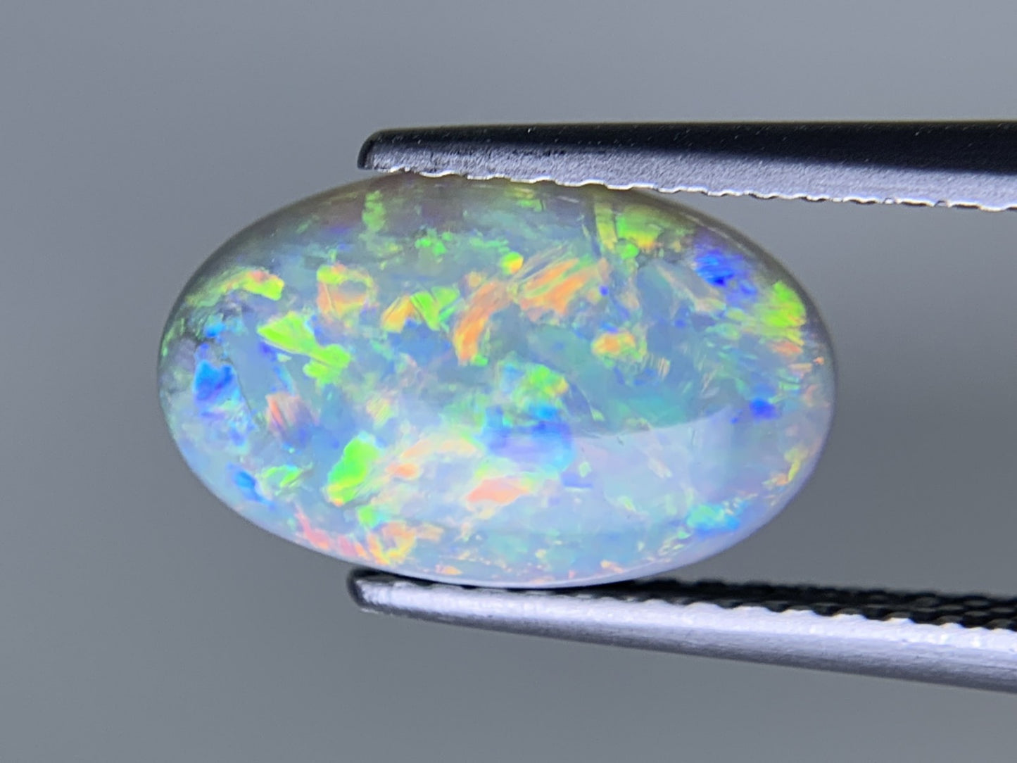 ブラックオパール 天然 2.044ct 宝石ソーティング付き 12.3㎜×7.7㎜×3.3㎜ ルース（ 裸石 ） 7592Y
