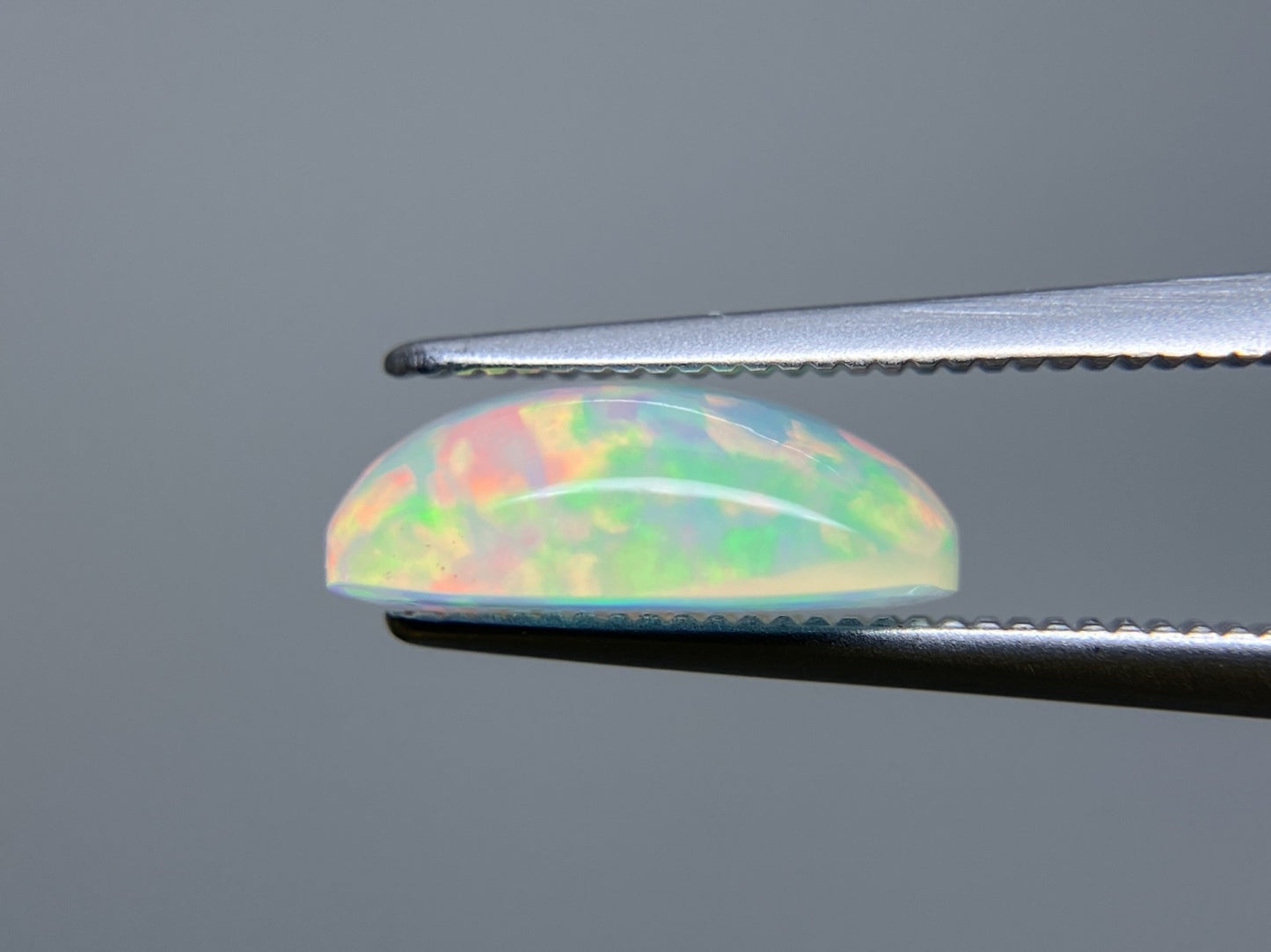 オパール 2.323ct 宝石ソーティング付き 11.6㎜×7.9㎜×4.3㎜ ルース（ 裸石 ） 4547S