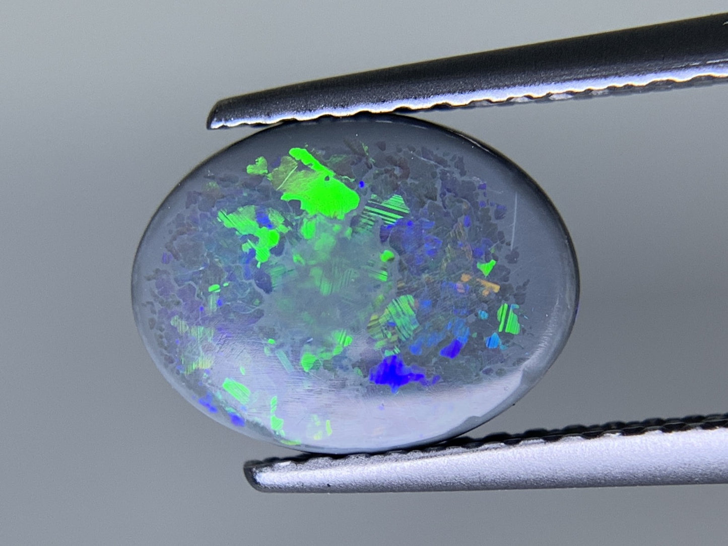 ブラックオパール 天然 1.352ct 宝石ソーティング付き 9.9㎜×7.5㎜×2.8㎜ ルース（ 裸石 ） 7690Y