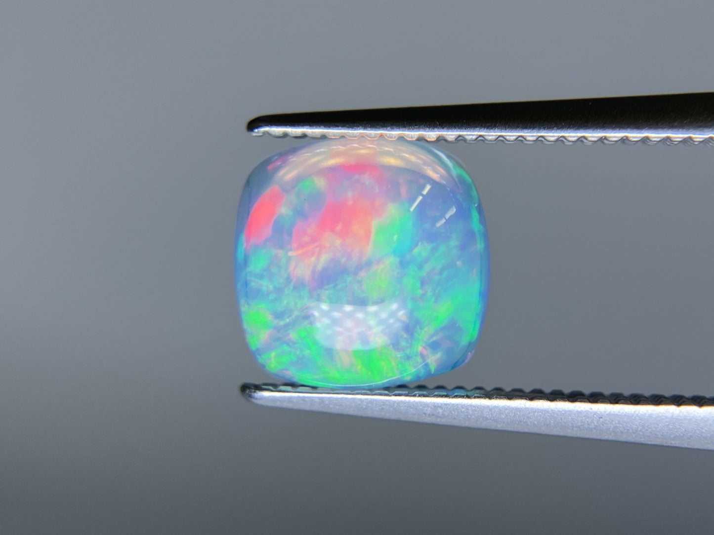 オパール 1.280ct 宝石ソーティング付き 7.9㎜×7.9㎜×3.6㎜ ルース（ 裸石 ） 4549S