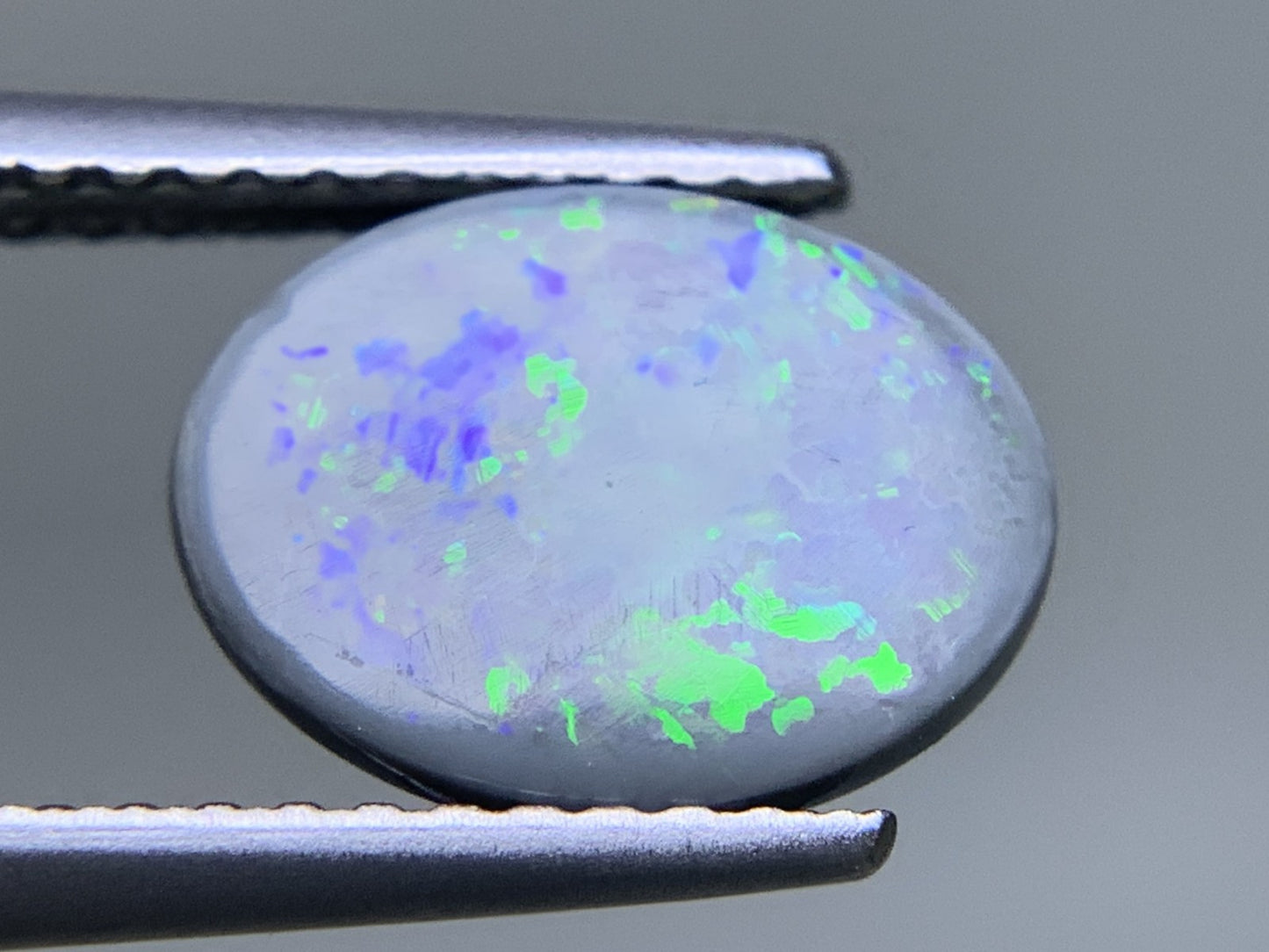 ブラックオパール 天然 1.352ct 宝石ソーティング付き 9.9㎜×7.5㎜×2.8㎜ ルース（ 裸石 ） 7690Y