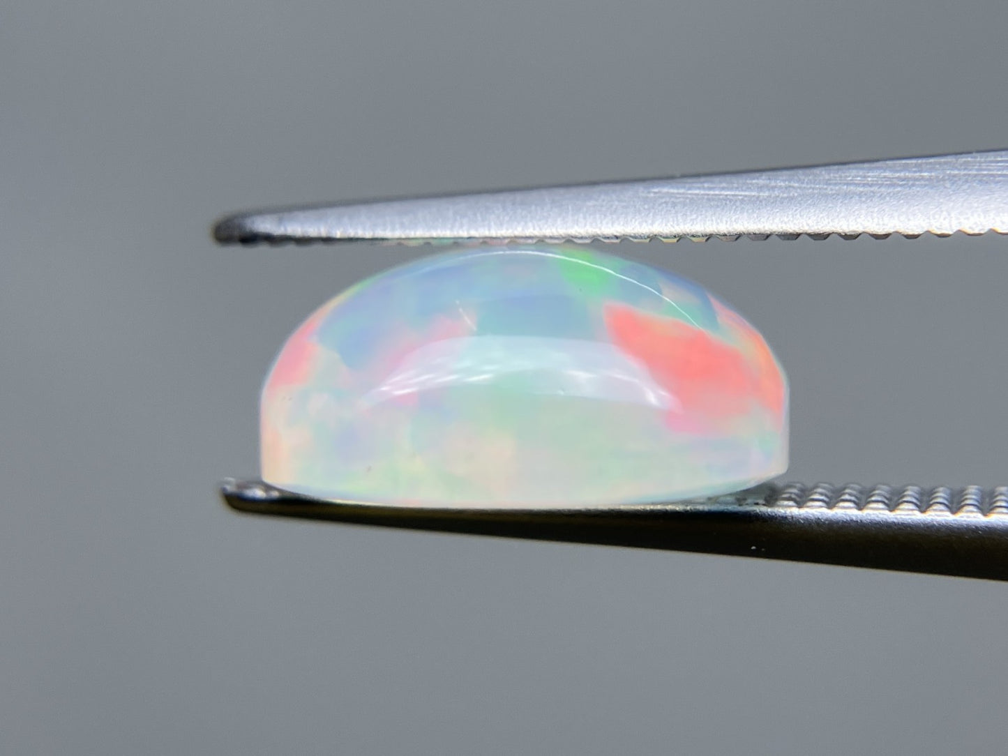 オパール 2.596ct 宝石ソーティング付き 11.0㎜×8.6㎜×5.2㎜ ルース（ 裸石 ） 4574K