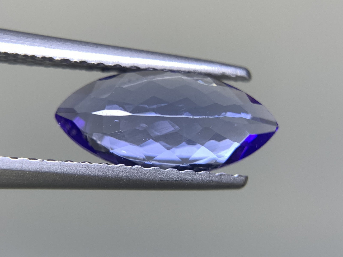 タンザナイト 1.287ct 宝石ソーティング付き 11.2㎜×5.4㎜×2.8㎜ ルース（ 裸石 ） 2347Y