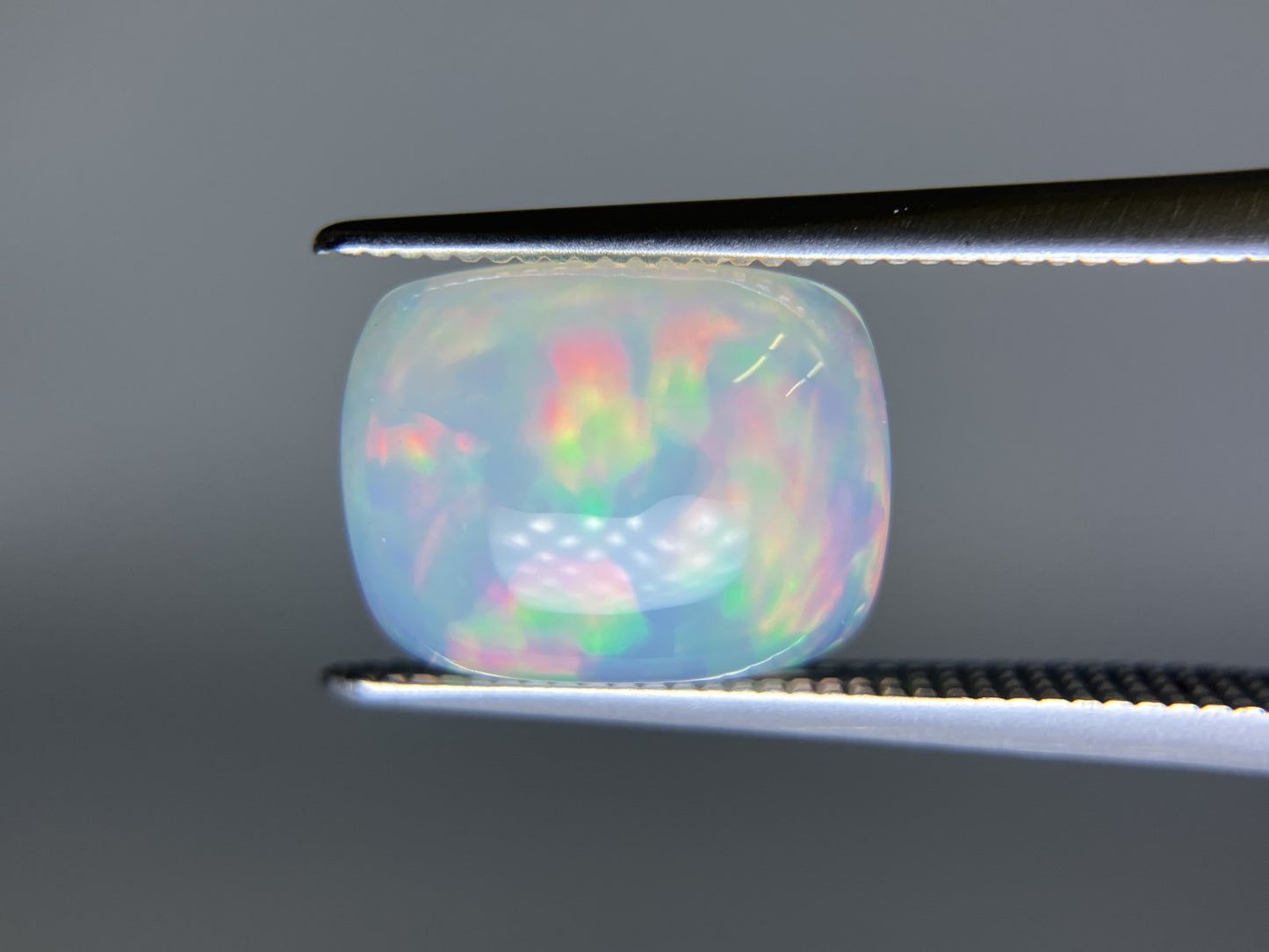 オパール 2.596ct 宝石ソーティング付き 11.0㎜×8.6㎜×5.2㎜ ルース（ 裸石 ） 4574K