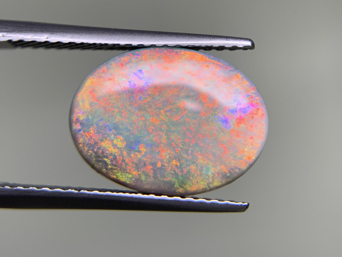 ブラックオパール 2.923ct 宝石ソーティング付き  13.8㎜×10.5㎜×2.9㎜  ルース（ 裸石 ） 3431Y