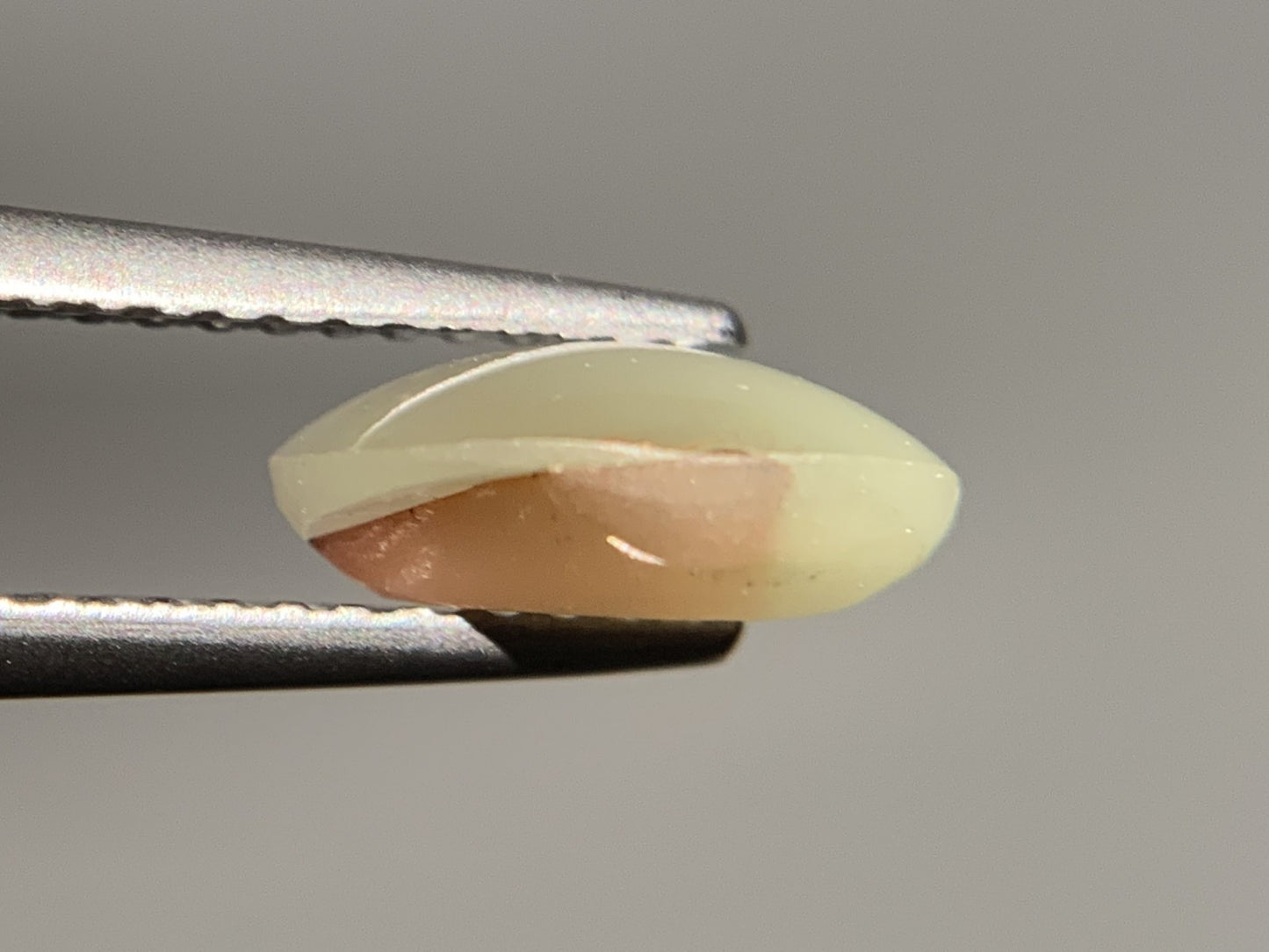 クリソベリルキャッツアイ 天然 2.265ct 宝石ソーティング付き 9.5㎜×6.9㎜×3.7㎜ ルース（ 裸石 ） 7677Y
