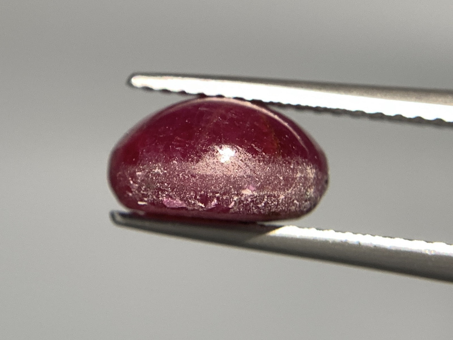 スタールビー 5.302ct 宝石ソーティング付き  10.2㎜×8.2㎜×5.7㎜   ルース（ 裸石 ） 2345Y