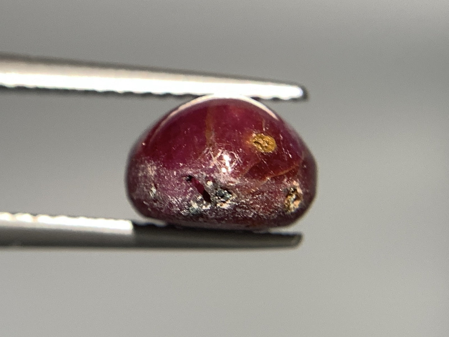 スタールビー 5.302ct 宝石ソーティング付き  10.2㎜×8.2㎜×5.7㎜   ルース（ 裸石 ） 2345Y