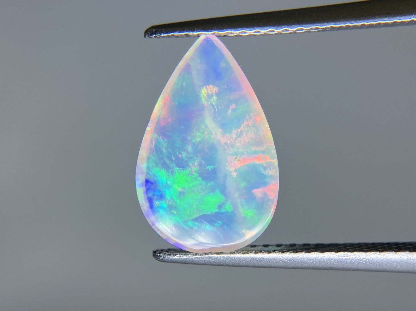 オパール 2.045ct 宝石ソーティング付き 14.5㎜×9.3㎜×3.8㎜ ルース（ 裸石 ） 4550K