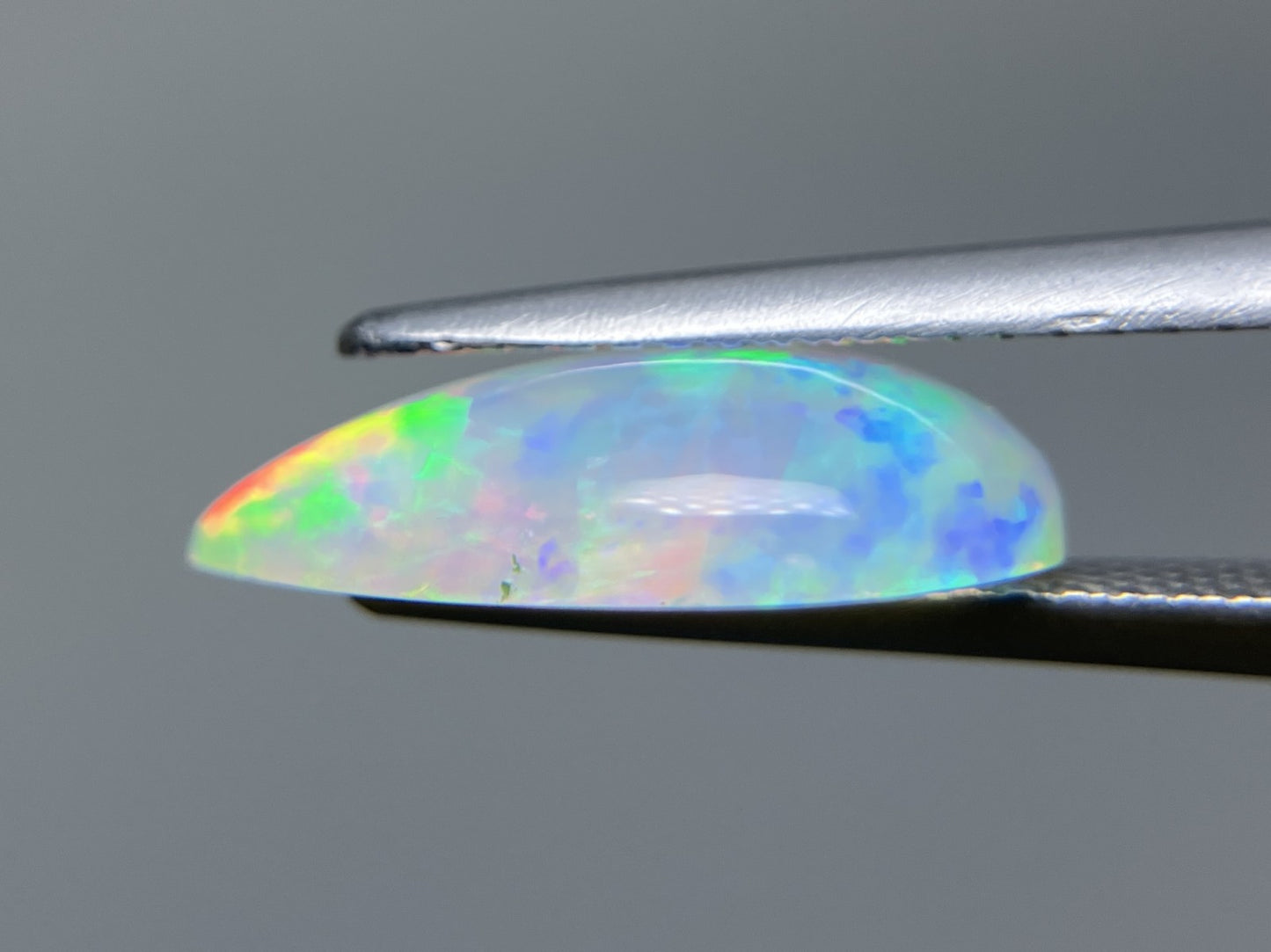 オパール 2.045ct 宝石ソーティング付き 14.5㎜×9.3㎜×3.8㎜ ルース（ 裸石 ） 4550K