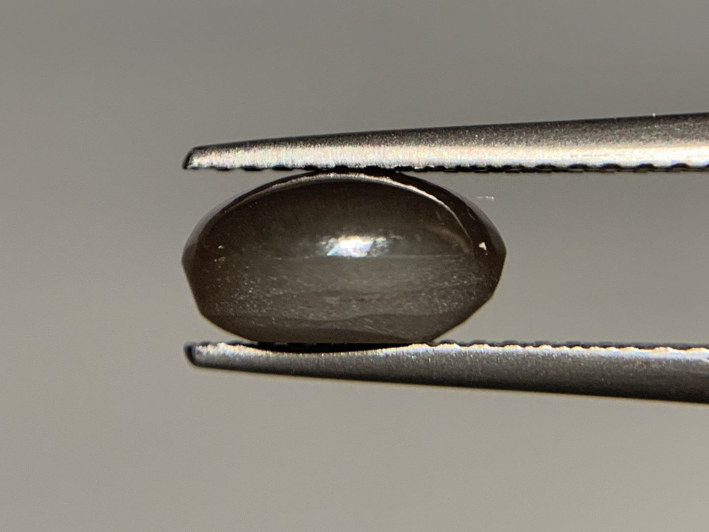 シリマナイトキャッツアイ　2.72ct　宝石ソーティング付き　9.0㎜×6.9㎜×4.8㎜　ルース（ 裸石 ） 1869Y
