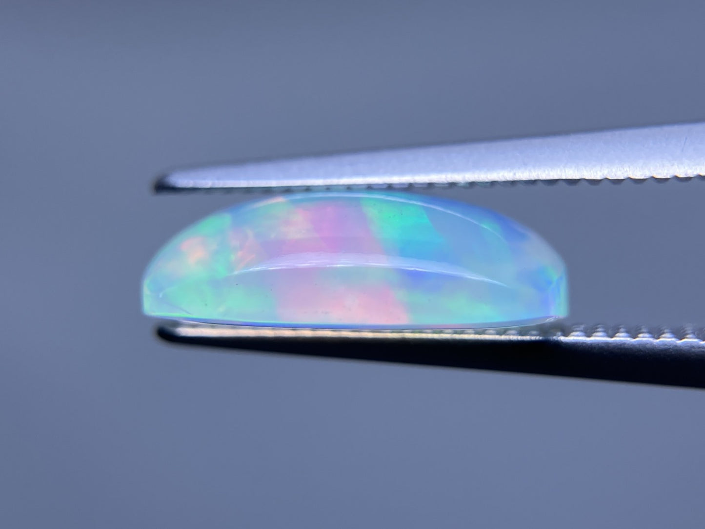 オパール 2.013ct 宝石ソーティング付き 12.2㎜×8.0㎜×4.0㎜ ルース（ 裸石 ） 4568K